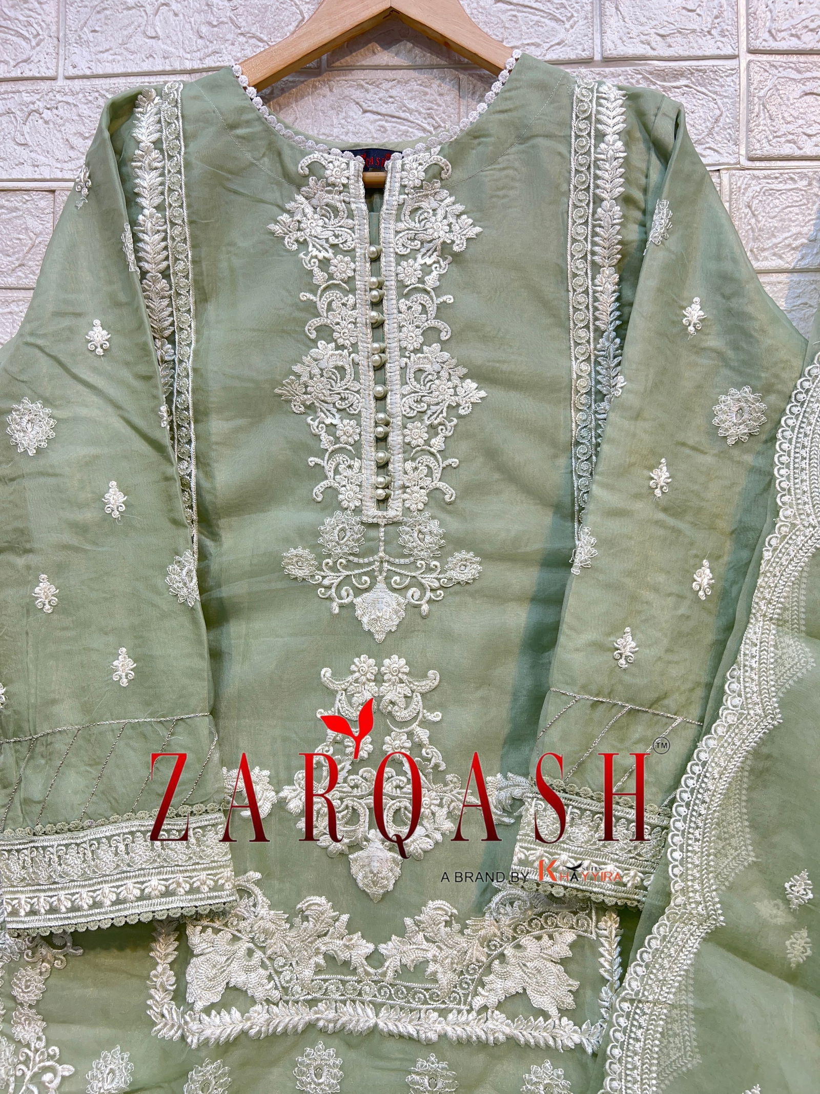 Z 216 Zarqash Organza Embroidery Pakistani Suits Wholesale Price In Surat